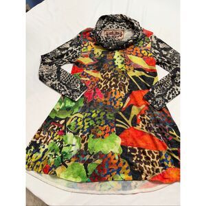 Amma Design Women’s Tunic Top Multi Floral Hanky Hem Wearable Art Size Medium